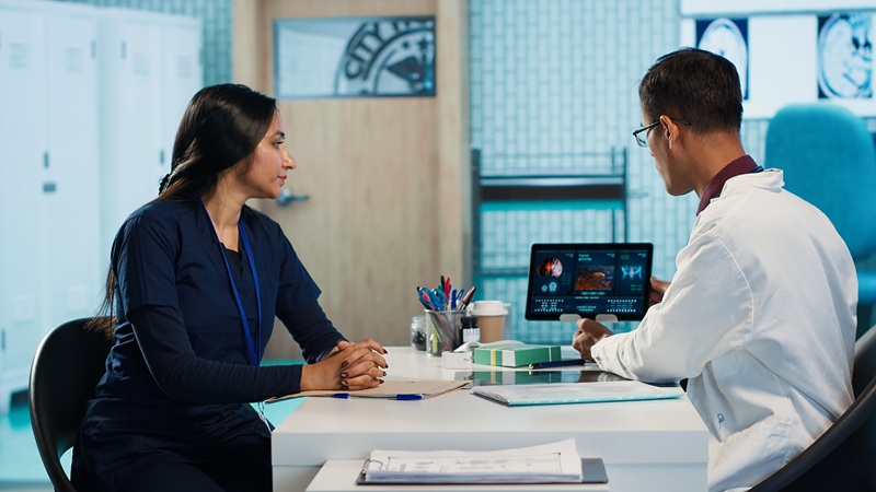 How a CRM with Billing Integration for Treatment Clinics Simplifies Financial Management 